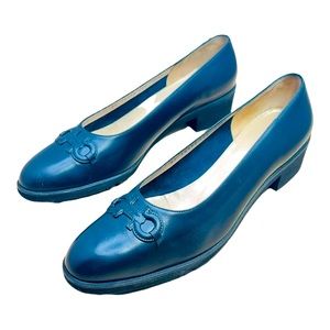 Salvatore Ferragamo Delicious Loafers Calf Leather Very Dark Black Blue 9.5AA